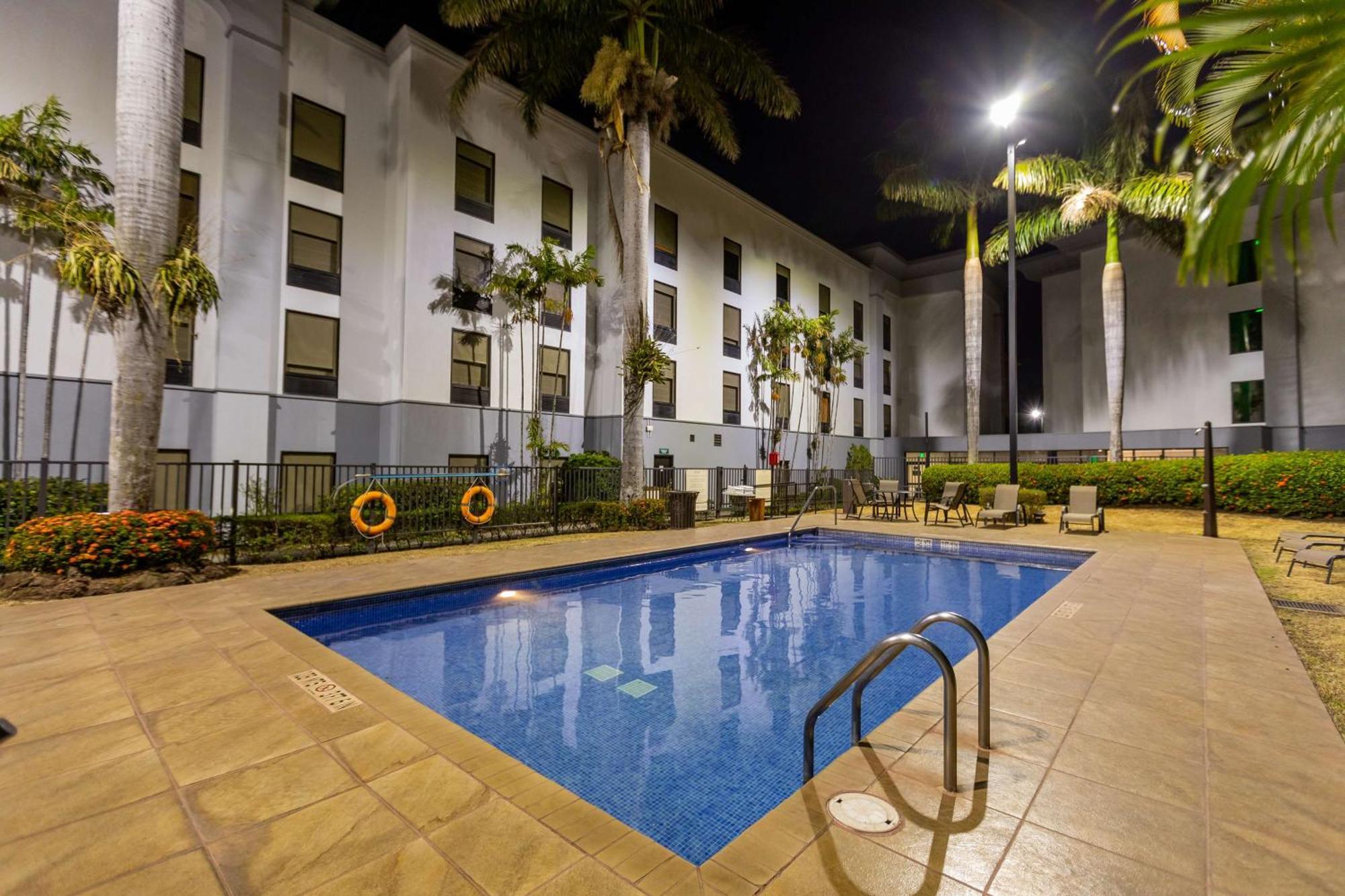 Hampton By Hilton San Jose Airport Costa Rica Hotel Alajuela Exterior foto